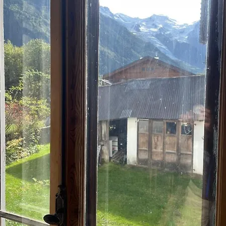 Homestay A In Grands Charmoz
