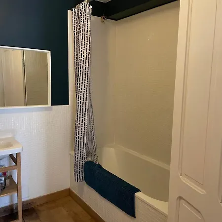 A In Grands Charmoz Δωμάτια σε οικογενειακή κατοικία *